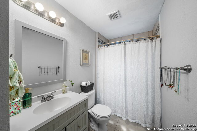 Image 18 of 31 For 1119 Pine Street N