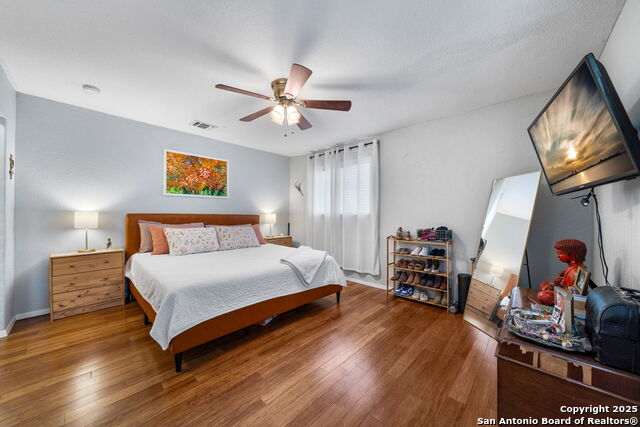 Image 21 of 31 For 1119 Pine Street N