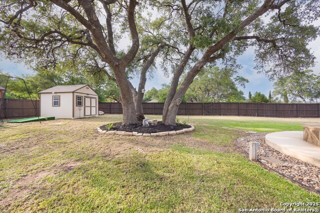 Listing photo id 26 for 114 Stone Trail
