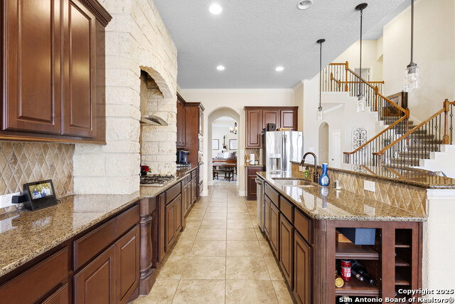 Image 16 of 44 For 9718 Rosemire Way