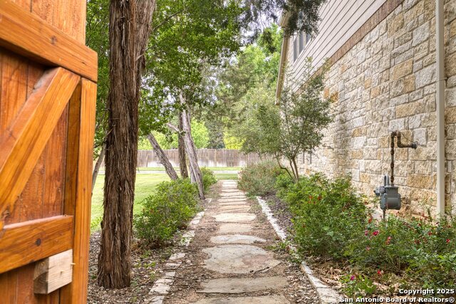 Image 42 of 44 For 9718 Rosemire Way