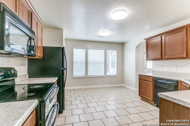 Listing photo id 13 for 7954 Mainland Woods