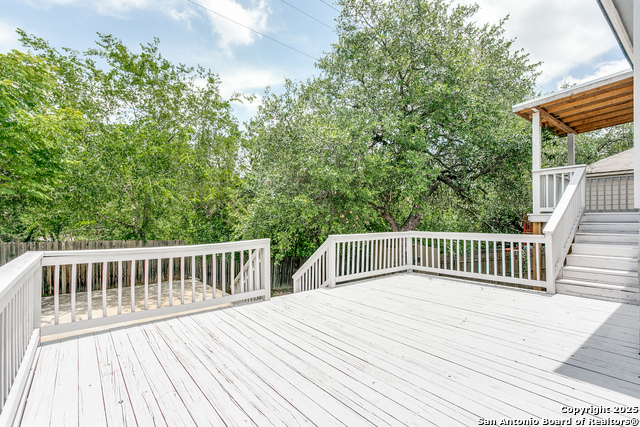 Listing photo id 25 for 7954 Mainland Woods