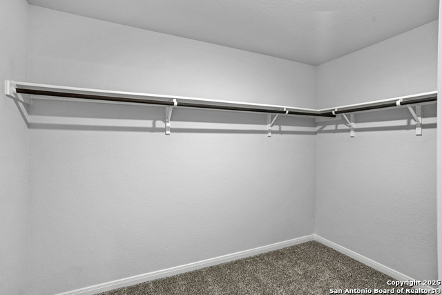 Image 18 of 31 For 13829 Chester Knoll
