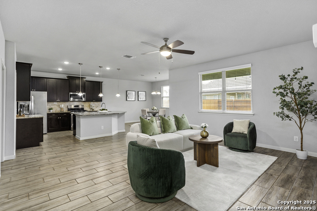Image 7 of 31 For 13829 Chester Knoll