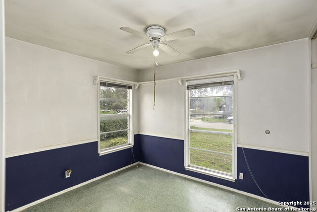 Listing photo id 10 for 5807 Stonybrook