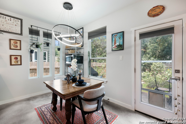 Image 13 of 30 For 812 Gevers St N