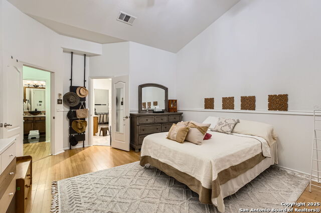 Image 17 of 30 For 1406 Osprey Heights