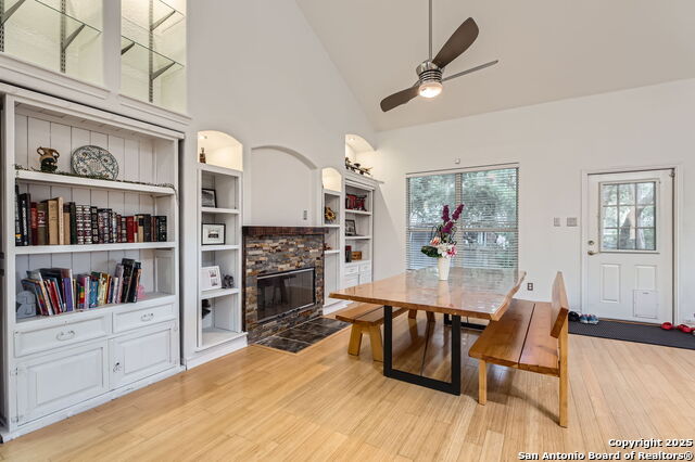 Image 7 of 30 For 1406 Osprey Heights