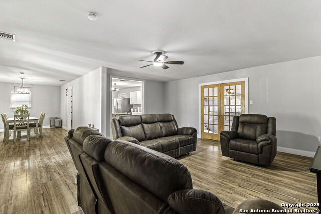 Image 10 of 29 For 8216 Alton Blvd
