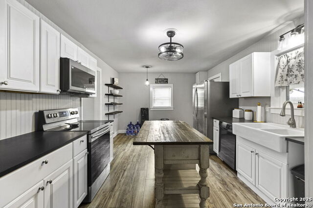 Image 12 of 29 For 8216 Alton Blvd