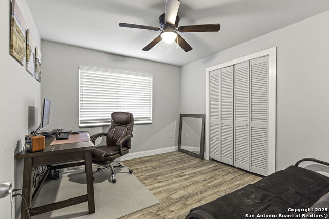 Image 24 of 29 For 8216 Alton Blvd