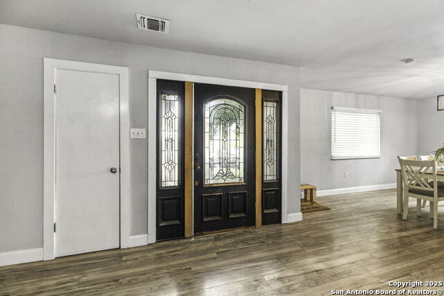 Image 6 of 29 For 8216 Alton Blvd
