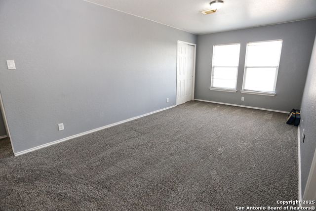 Image 18 of 25 For 14407 Longleaf Palm