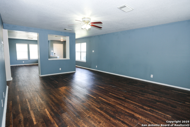 Image 4 of 25 For 14407 Longleaf Palm