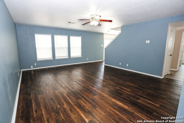 Image 9 of 25 For 14407 Longleaf Palm