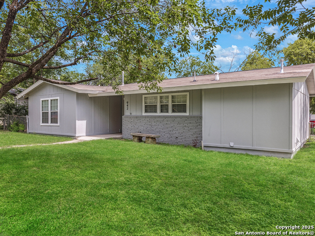 Image 2 of 23 For 942 San Angelo