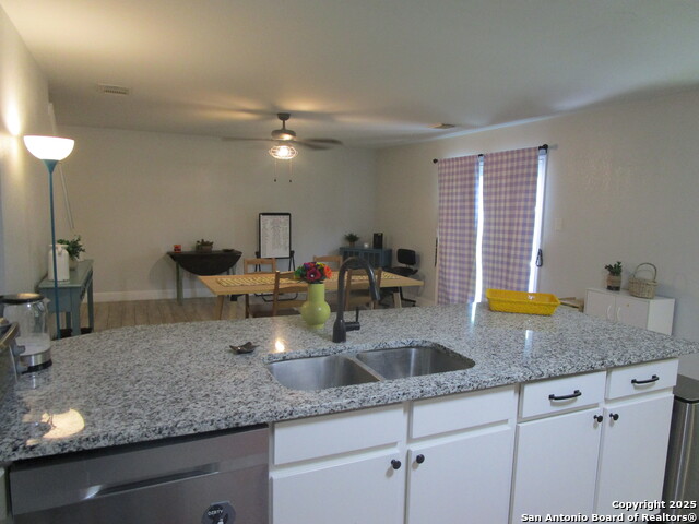 Listing photo id 10 for 9204 Centro Bonito