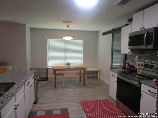 Listing photo id 11 for 9204 Centro Bonito