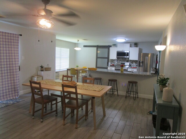 Listing photo id 5 for 9204 Centro Bonito