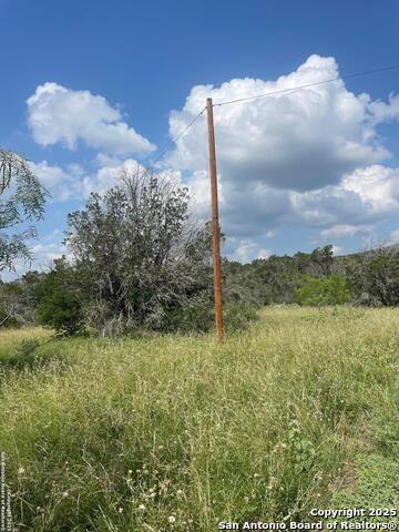 Listing photo id 10 for 000 Private Road 3341