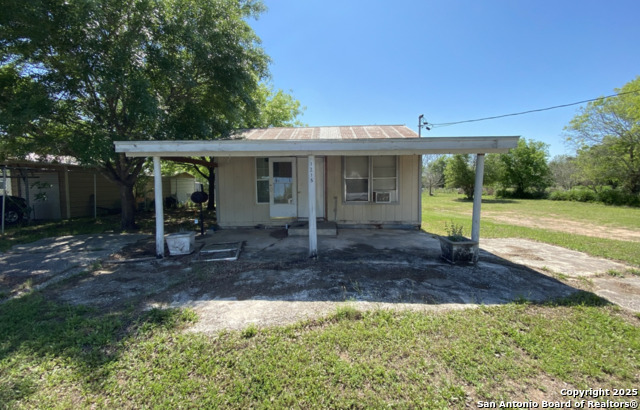 Details for 1215 Plum  , Floresville, TX 78114