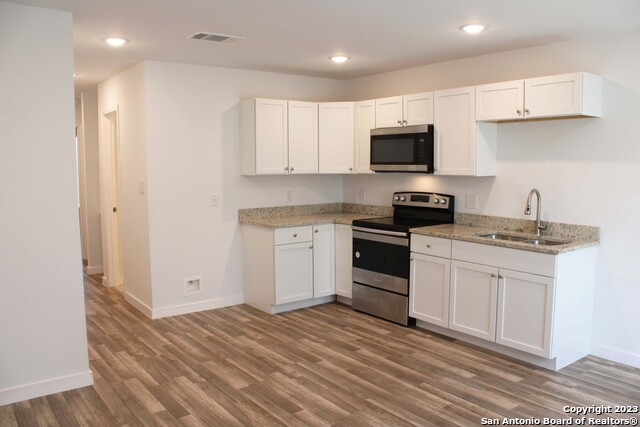 Image 2 of 8 For 1654 Hamilton St S 202