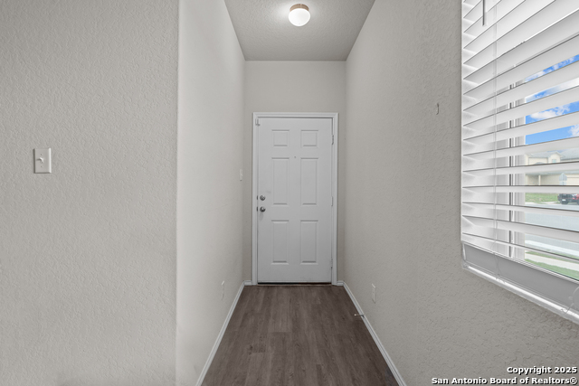 Listing photo id 3 for 10573 Green Lake