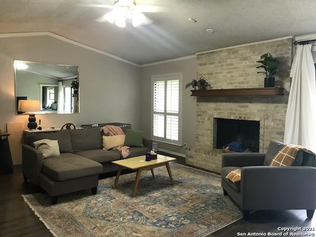 Image 3 of 19 For 14306 Chadbourne St