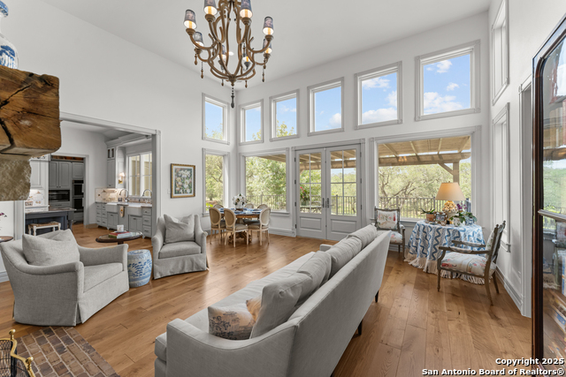 Listing photo id 8 for 149 Bridgewater