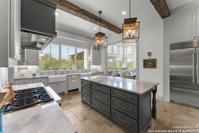 Listing photo id 13 for 149 Bridgewater