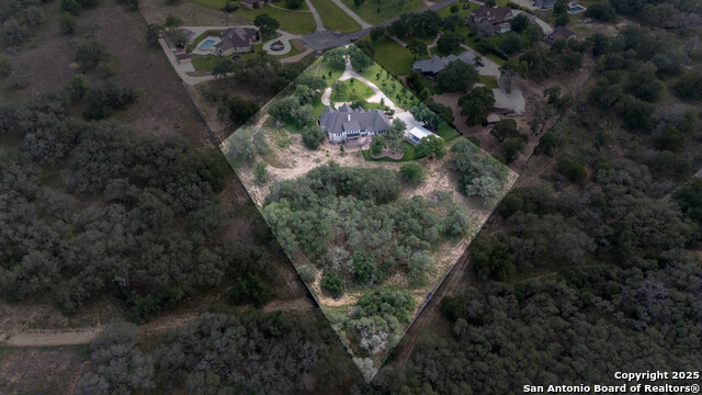 Listing photo id 35 for 149 Bridgewater