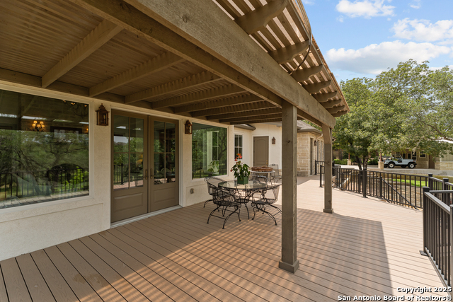Listing photo id 38 for 149 Bridgewater