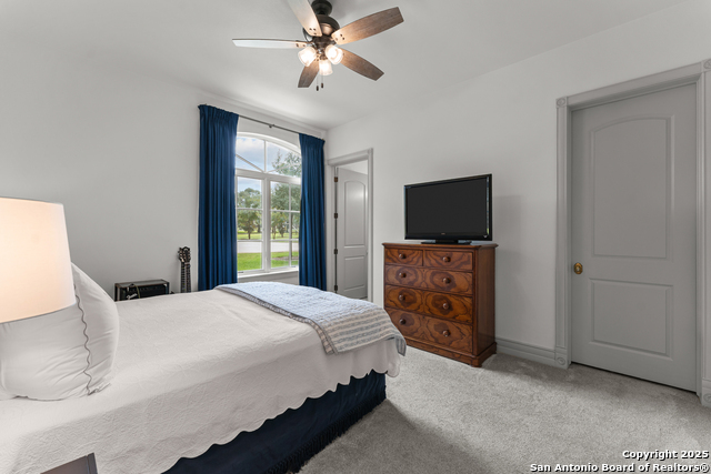Listing photo id 47 for 149 Bridgewater