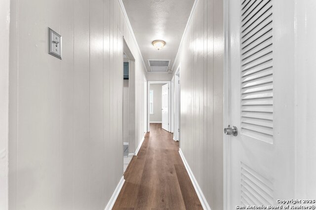 Listing photo id 19 for 239 Banbridge