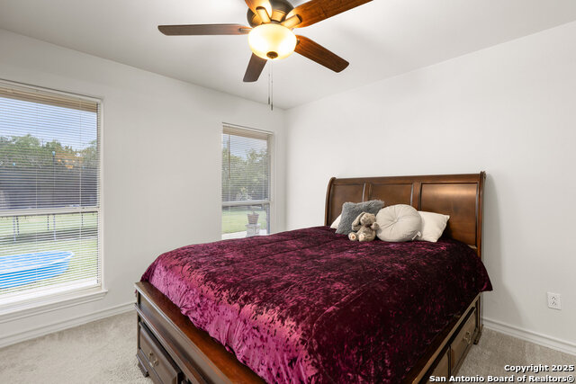 Listing photo id 30 for 585 Oak Bend Drive