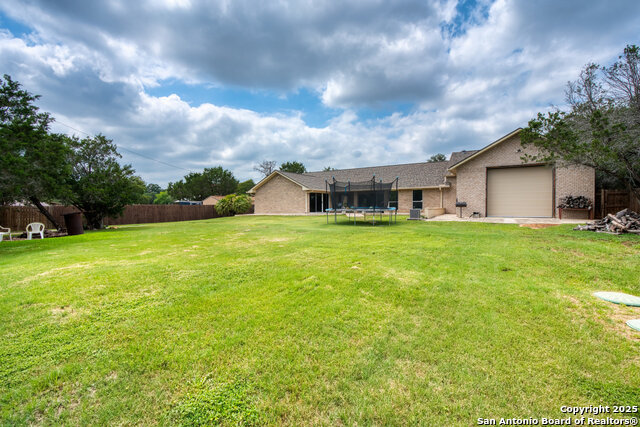 Listing photo id 36 for 585 Oak Bend Drive