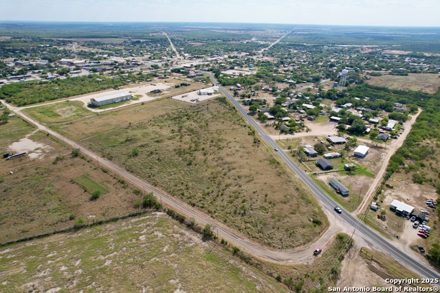 Listing photo id 2 for 142 Burnett