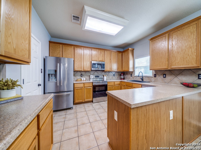Image 13 of 26 For 520 Foxford Run Dr