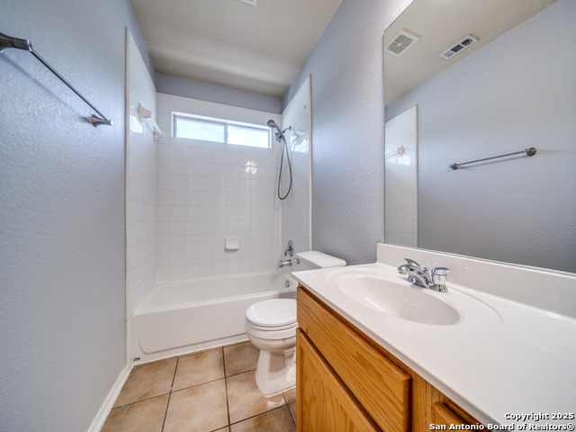 Image 23 of 26 For 520 Foxford Run Dr