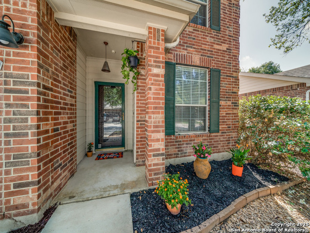 Image 3 of 26 For 520 Foxford Run Dr