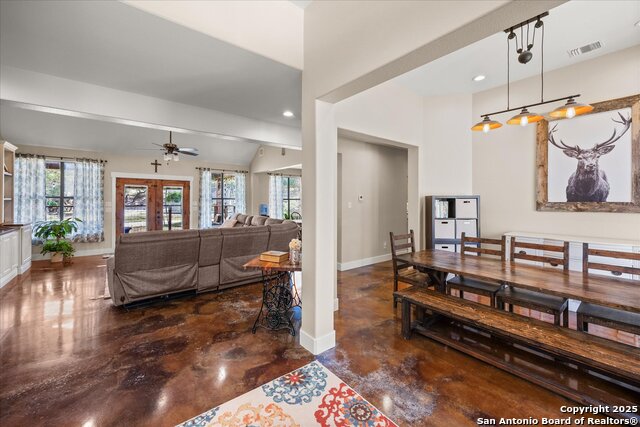 Image 10 of 58 For 122 Twisting Oaks Court