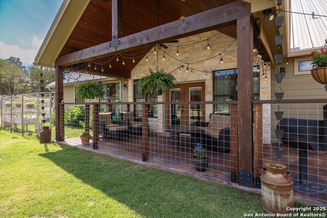 Image 38 of 58 For 122 Twisting Oaks Court