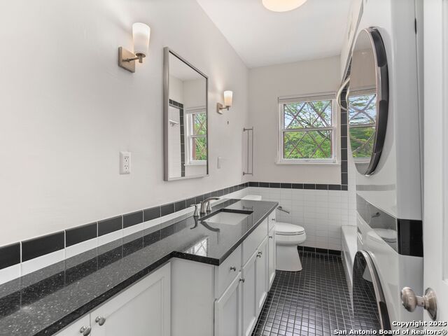 Listing photo id 18 for 148 Terrell