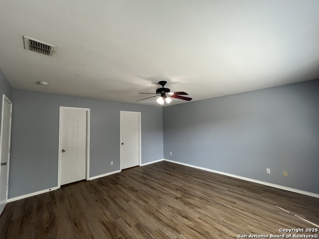 Image 15 of 25 For 16239 Galloping Oak Knoll
