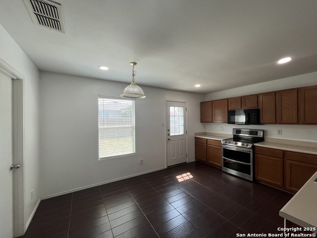 Image 8 of 25 For 16239 Galloping Oak Knoll