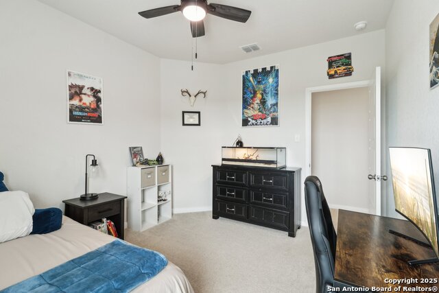 Listing photo id 22 for 402 Devnet  