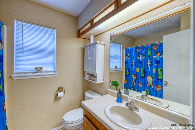 Image 15 of 32 For 105 Bluebonnet S