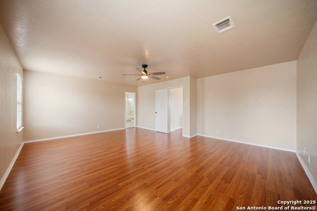 Listing photo id 17 for 7731 Cedar Farm