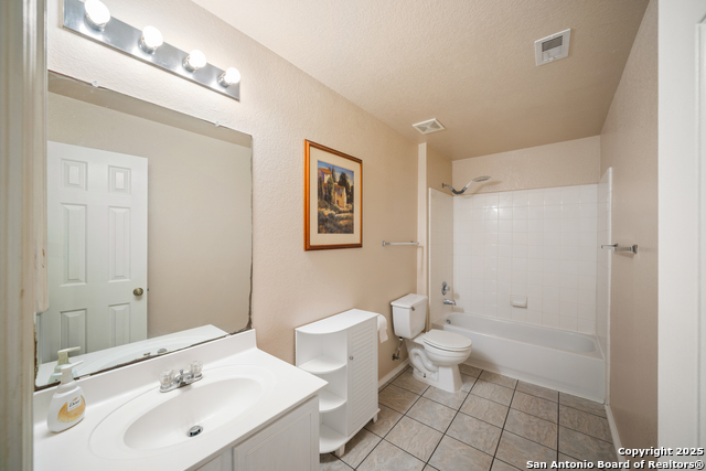Listing photo id 21 for 7731 Cedar Farm